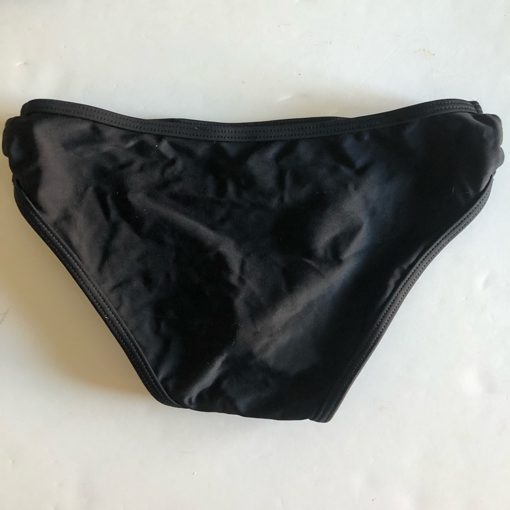 Black Triangle Bikini Set. Size Small - image 7